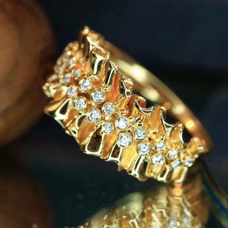 Aazuo Vintage Jewely 18K Yello - огляд і ціна Luxury Lifestyle Party