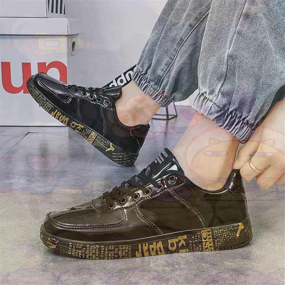 Round Foot Size 45 Sneakers Wh - огляд і ціна Luxury Lifestyle Shorts